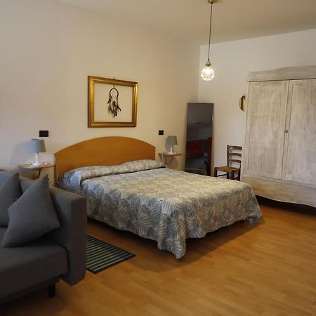 Bamboo Hous - Agriturismo Finilon Lägenhet Castelnuovo del Garda Exteriör bild