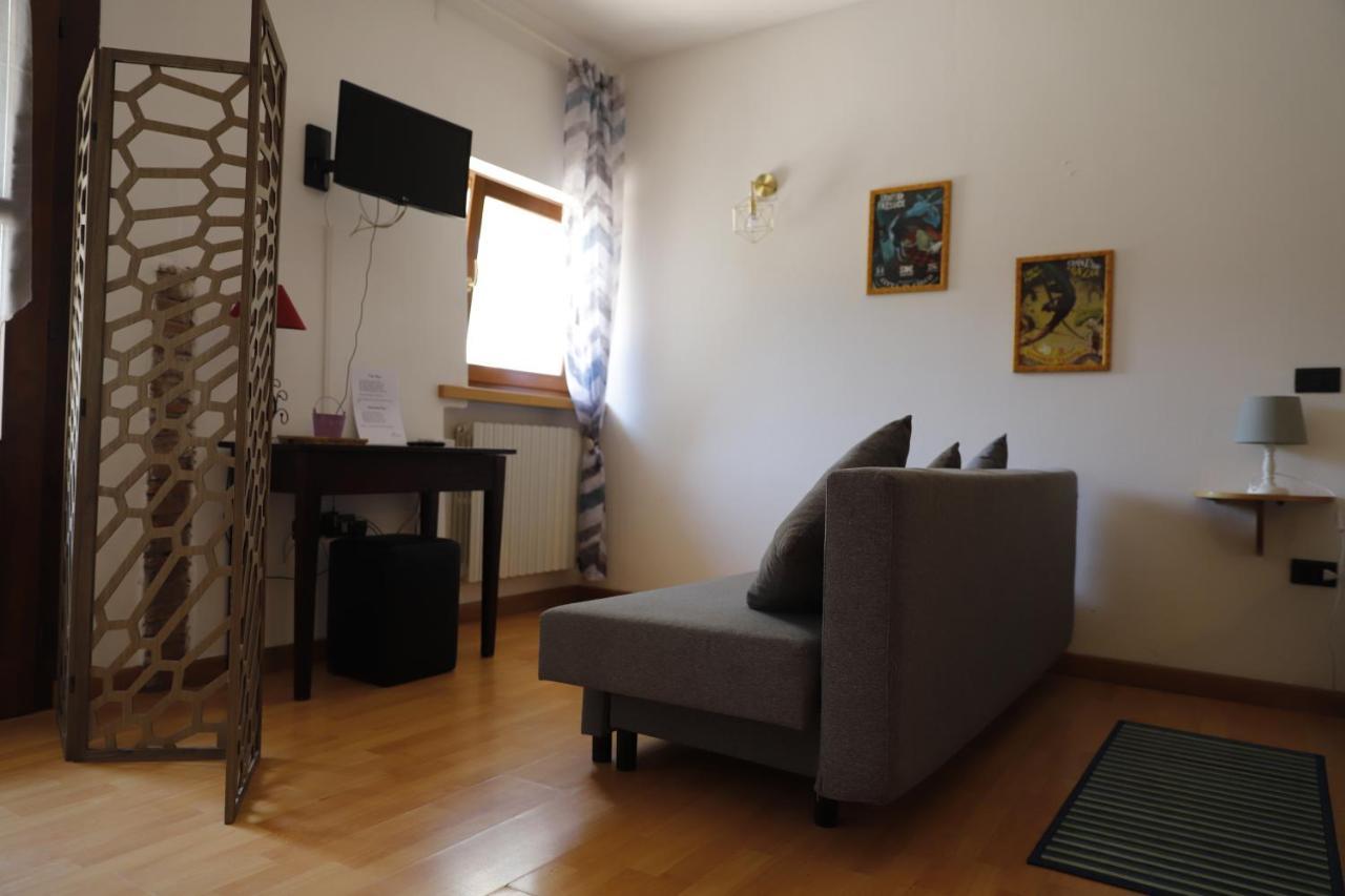 Bamboo Hous - Agriturismo Finilon Lägenhet Castelnuovo del Garda Exteriör bild